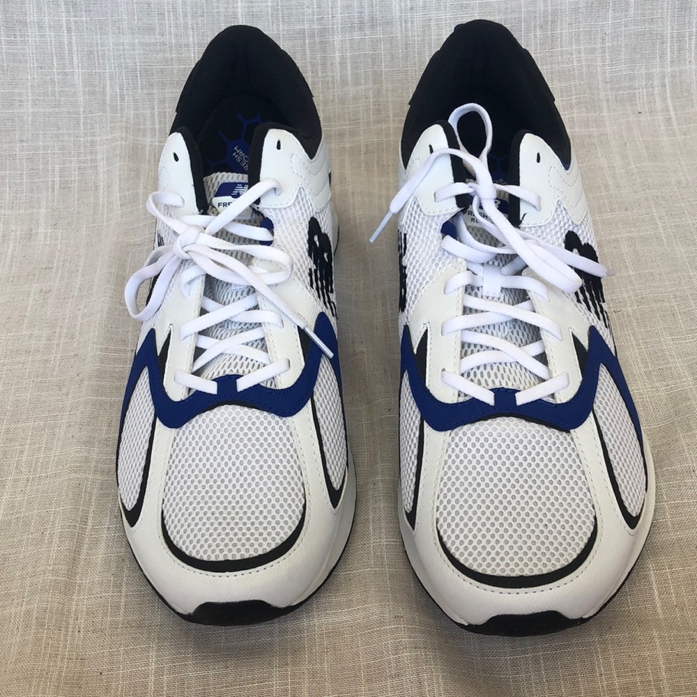 New Balance Fresh Foam Roav NXT